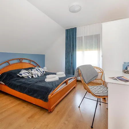 Akacjowa Zatoka - Pokoje I Apartamenty Mielenko Esterno foto