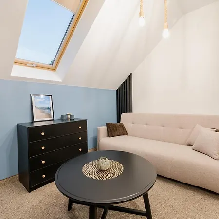 Akacjowa Zatoka - Pokoje I Apartamenty Mielenko Esterno foto