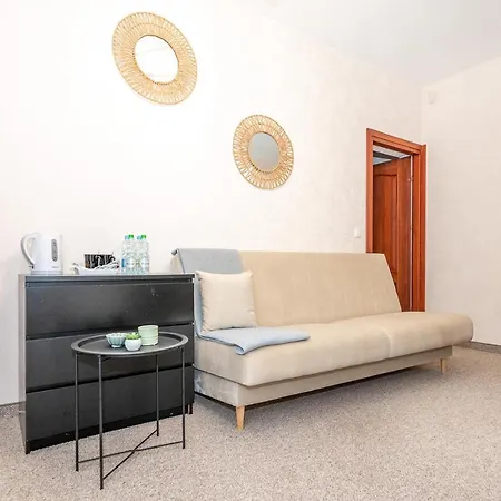 Akacjowa Zatoka - Pokoje I Apartamenty Mielenko Esterno foto