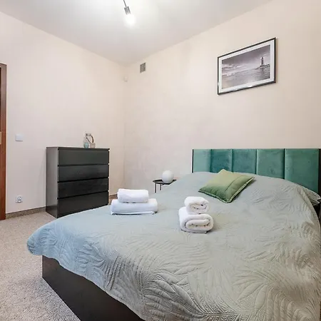 Akacjowa Zatoka - Pokoje I Apartamenty Mielenko Esterno foto
